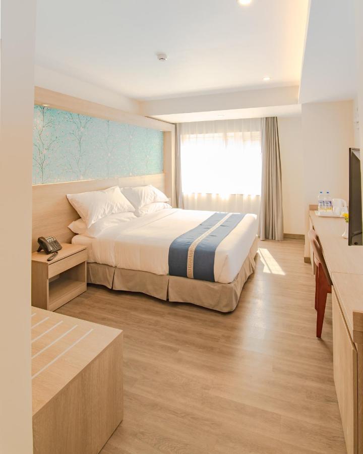 Mila Hotel Kathmandu Bagian luar foto